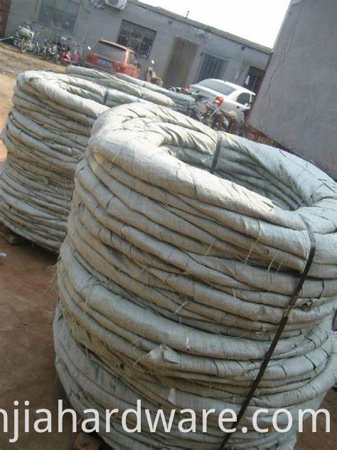 packing of razor wire 